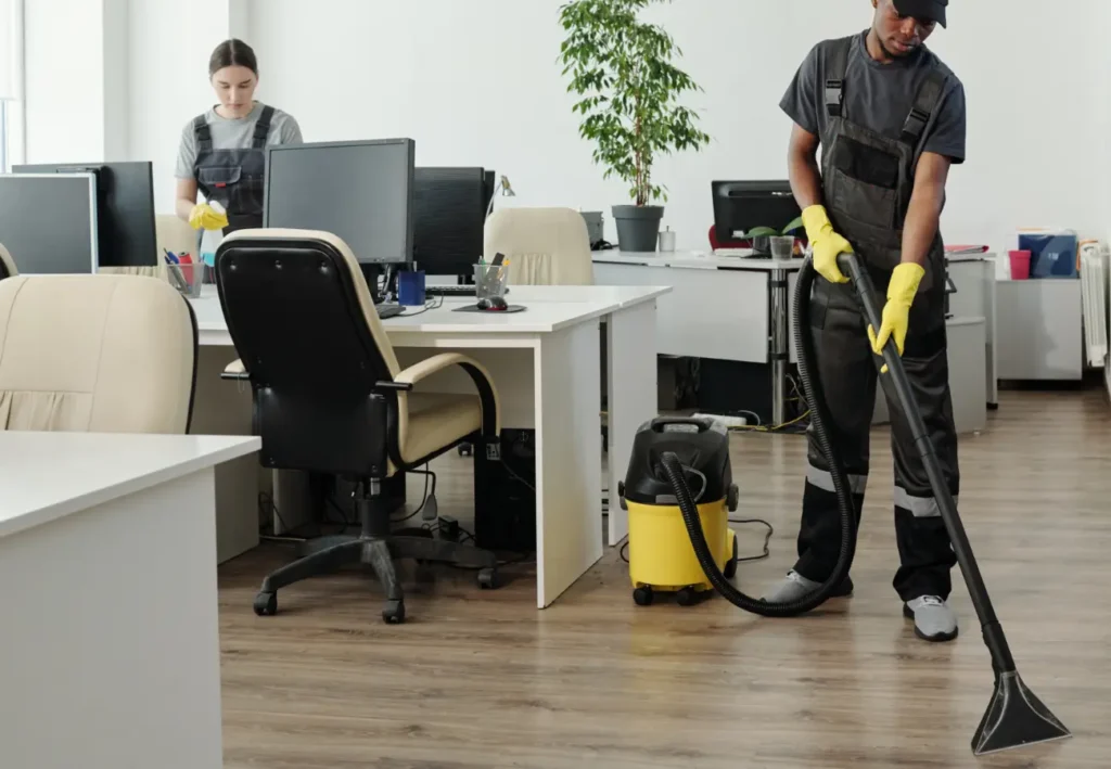 Commercial Office Cleaning Team | 360 Commercial Cleaning Ltd